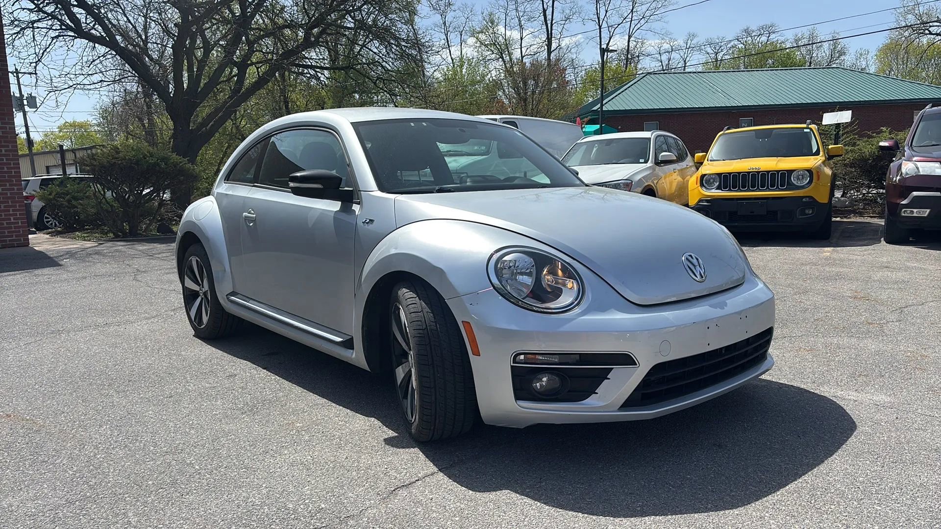 Used 2014 Volkswagen Beetle R-Line image 33