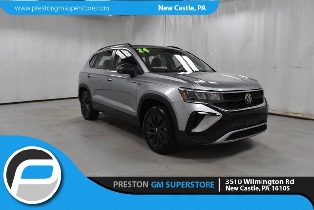 Used 2024 Volkswagen Taos S image 1