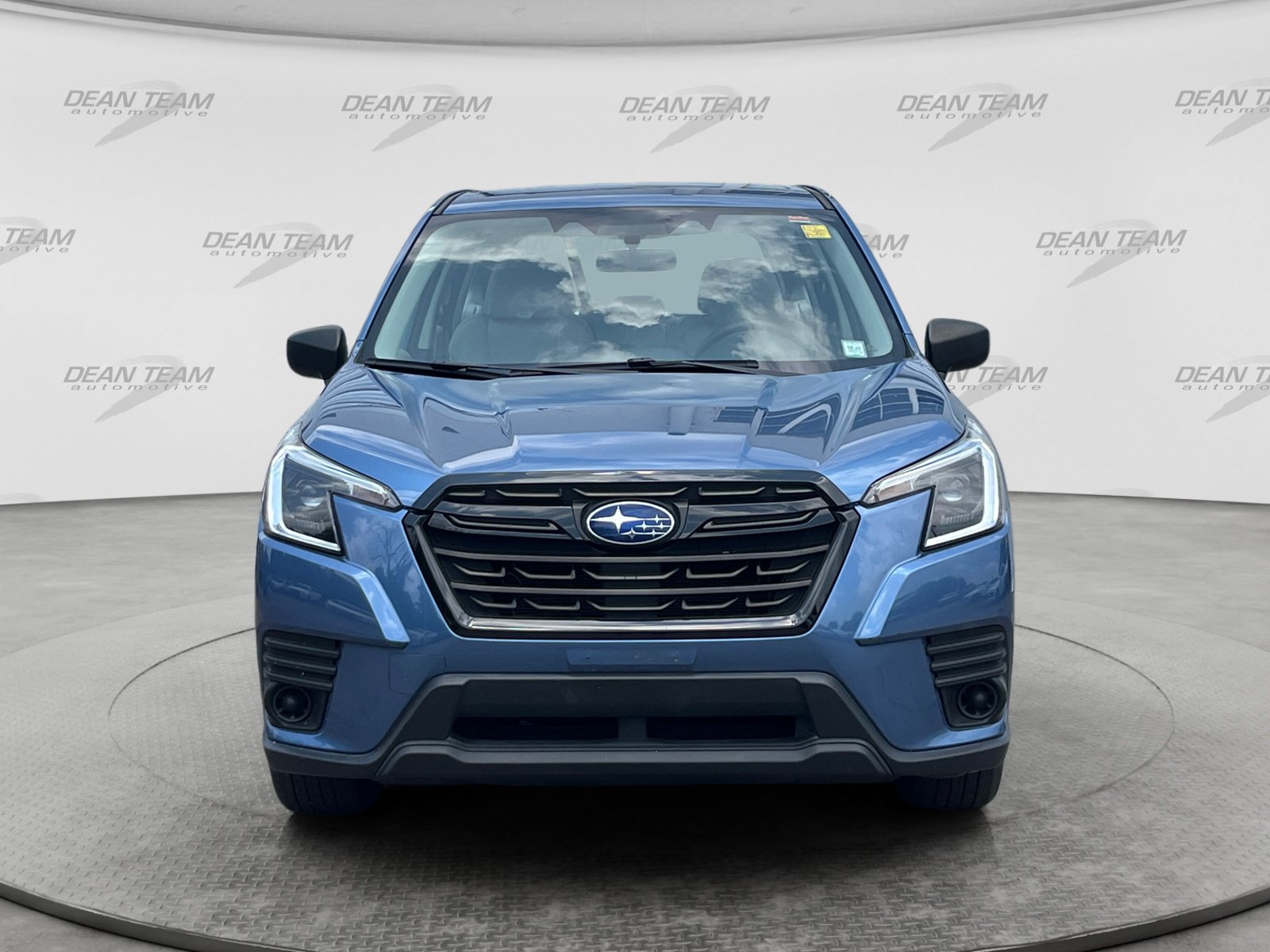 Used 2022 Subaru Forester AWD/4WD image 2