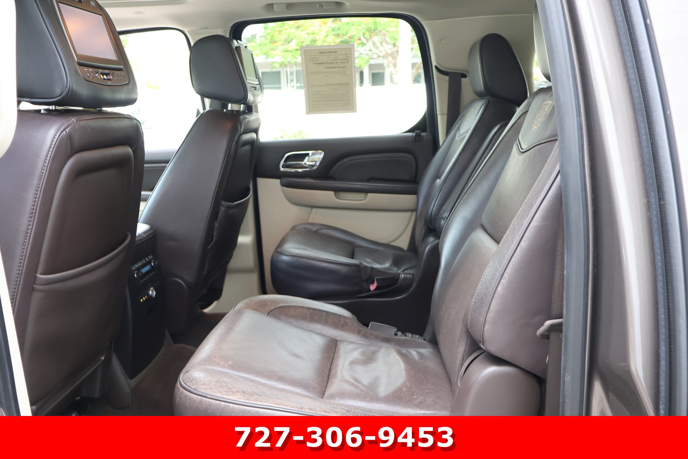 Used 2013 Cadillac Escalade ESV Platinum RWD image 19