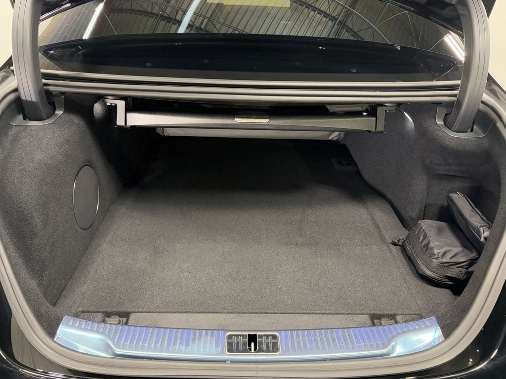 Used 2024 Mercedes-Benz S 63 AMG S w/ Carbon Fiber Exterior Package image 34