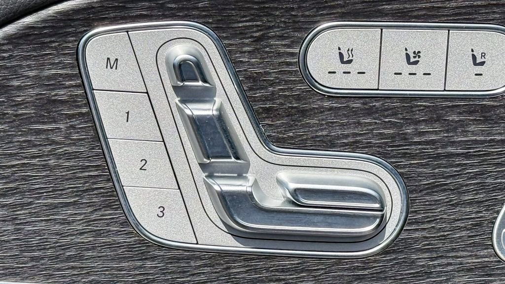 Certified 2025 Mercedes-Benz GLE 450 4MATIC image 24