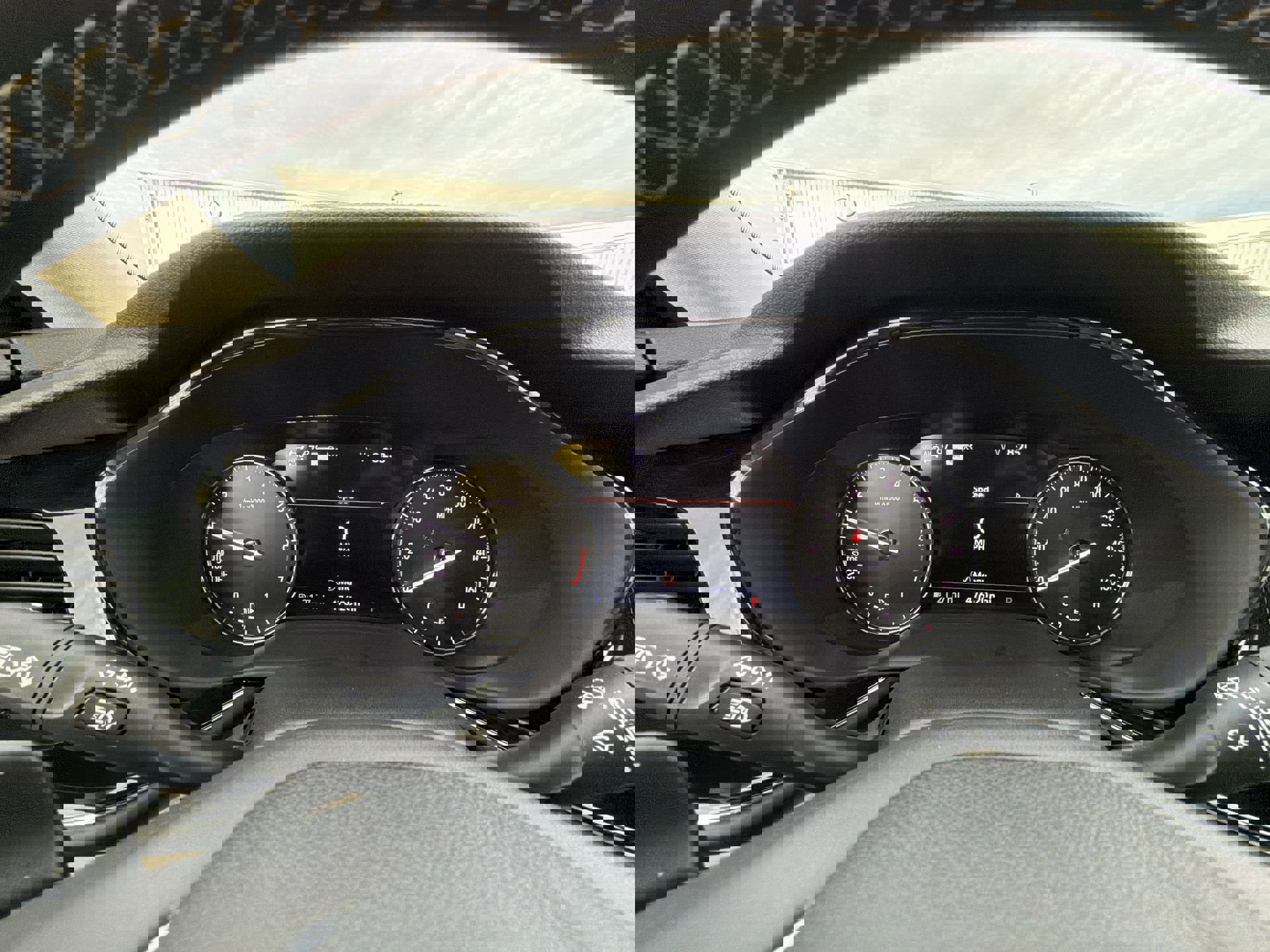 Used 2023 Buick Envision Avenir image 11