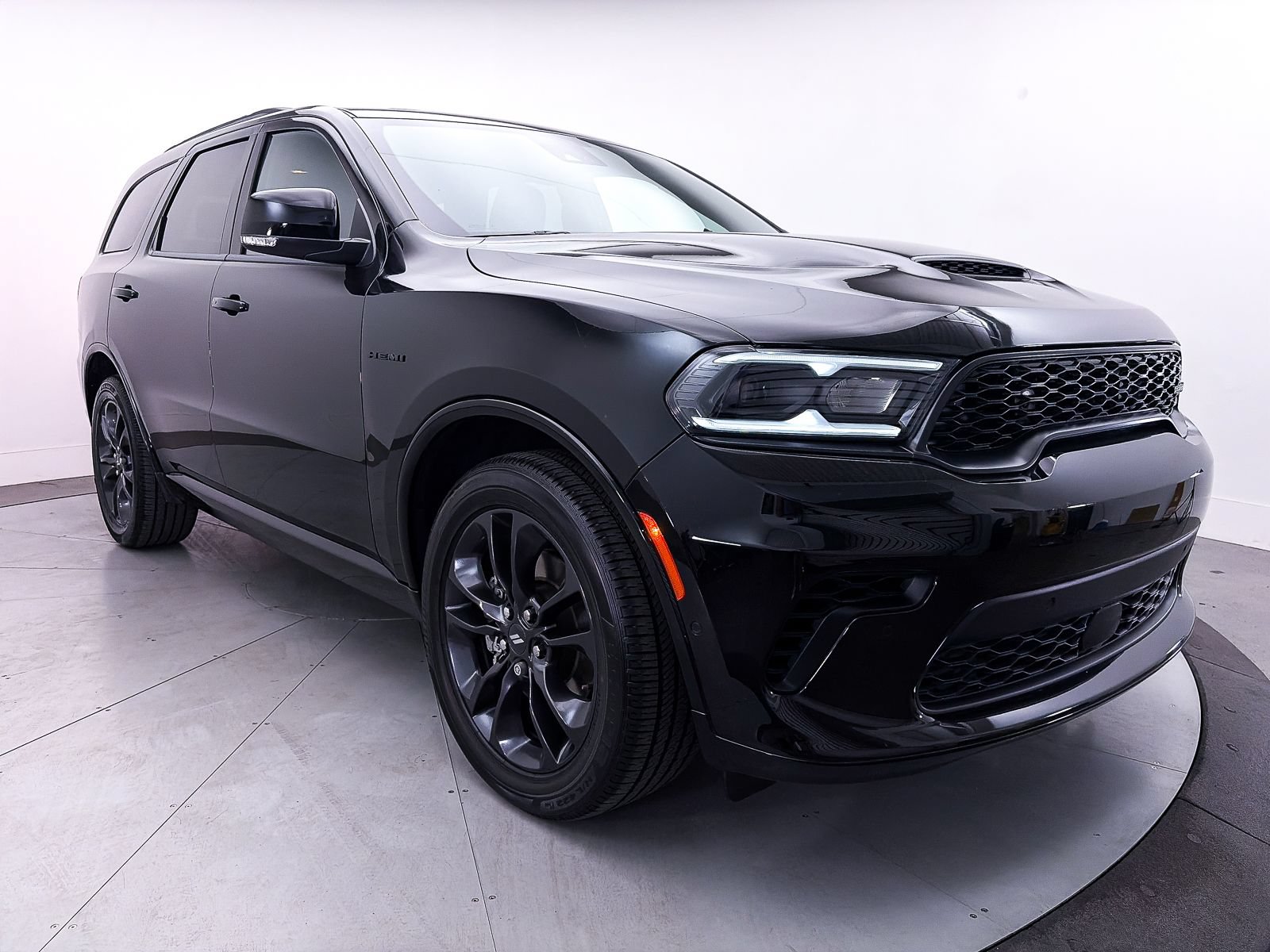 Used 2024 Dodge Durango R/T AWD/4WD image 11
