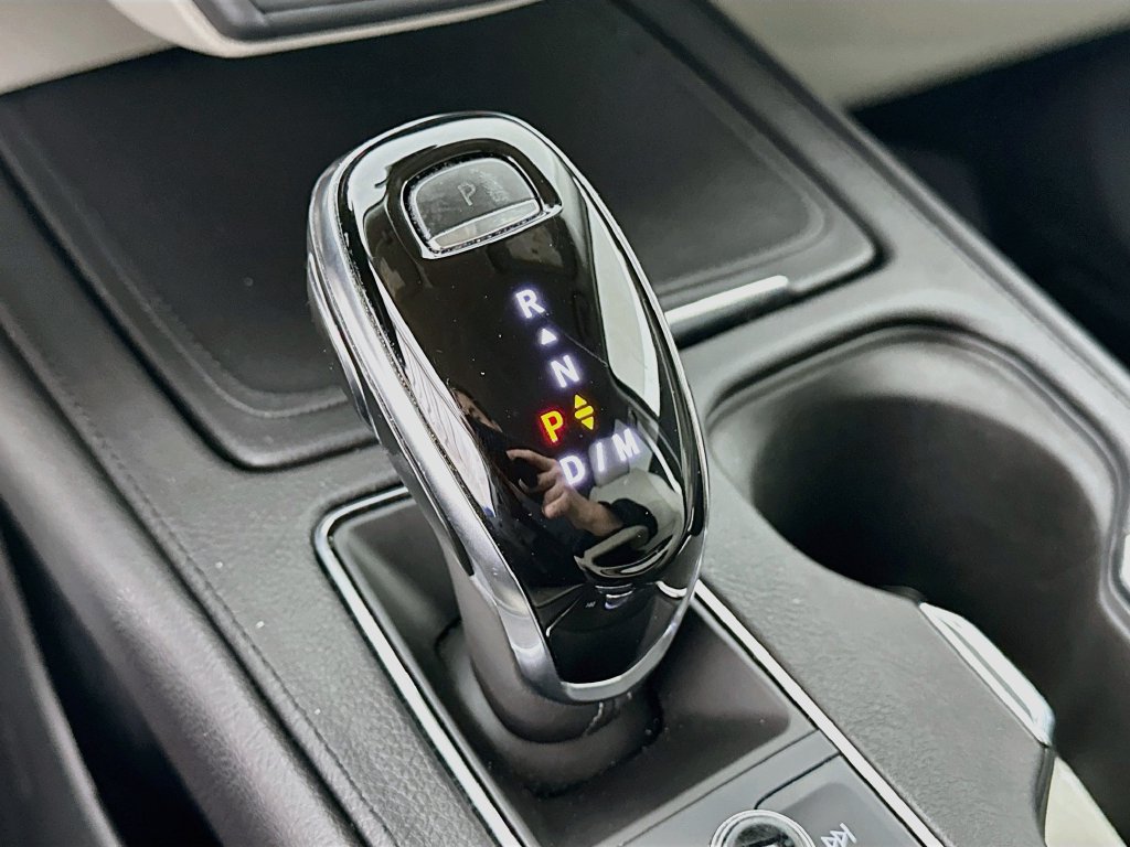 Used 2020 Cadillac XT4 Luxury FWD image 20