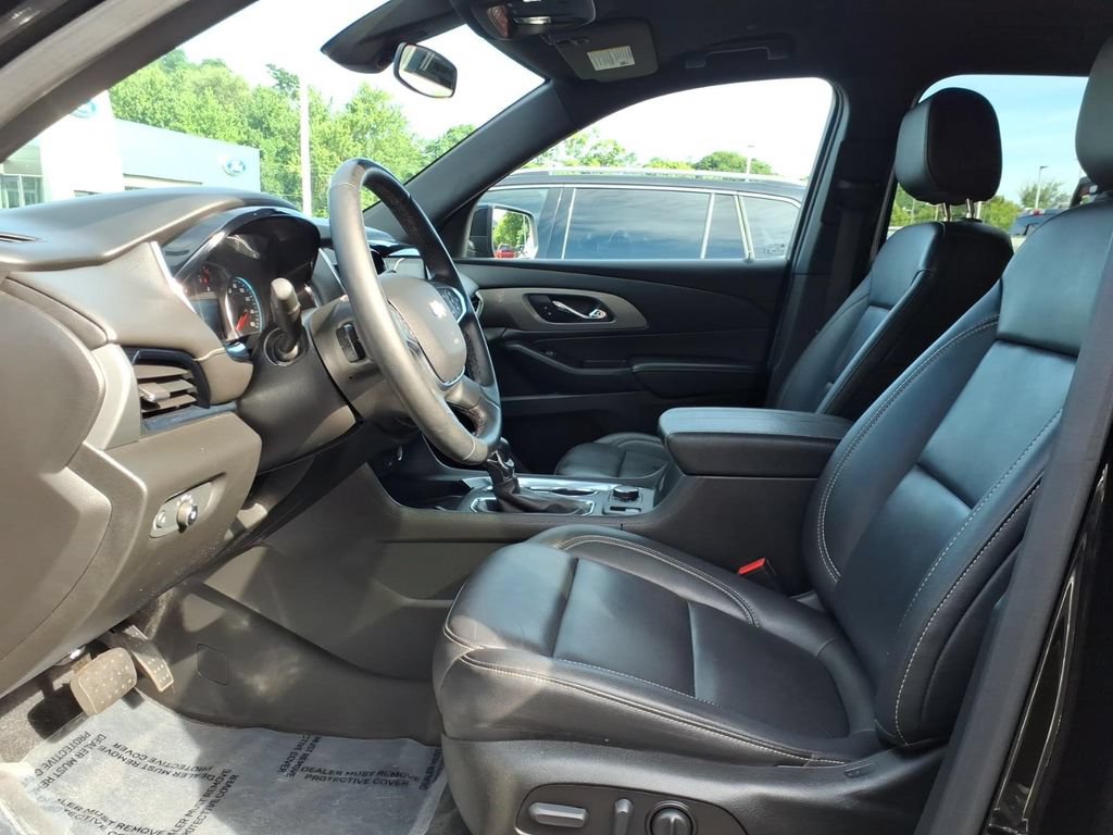 Used 2023 Chevrolet Traverse LT AWD/4WD image 11