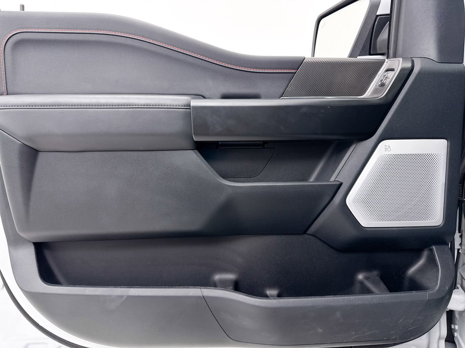 Used 2025 Ford F150 Raptor image 30