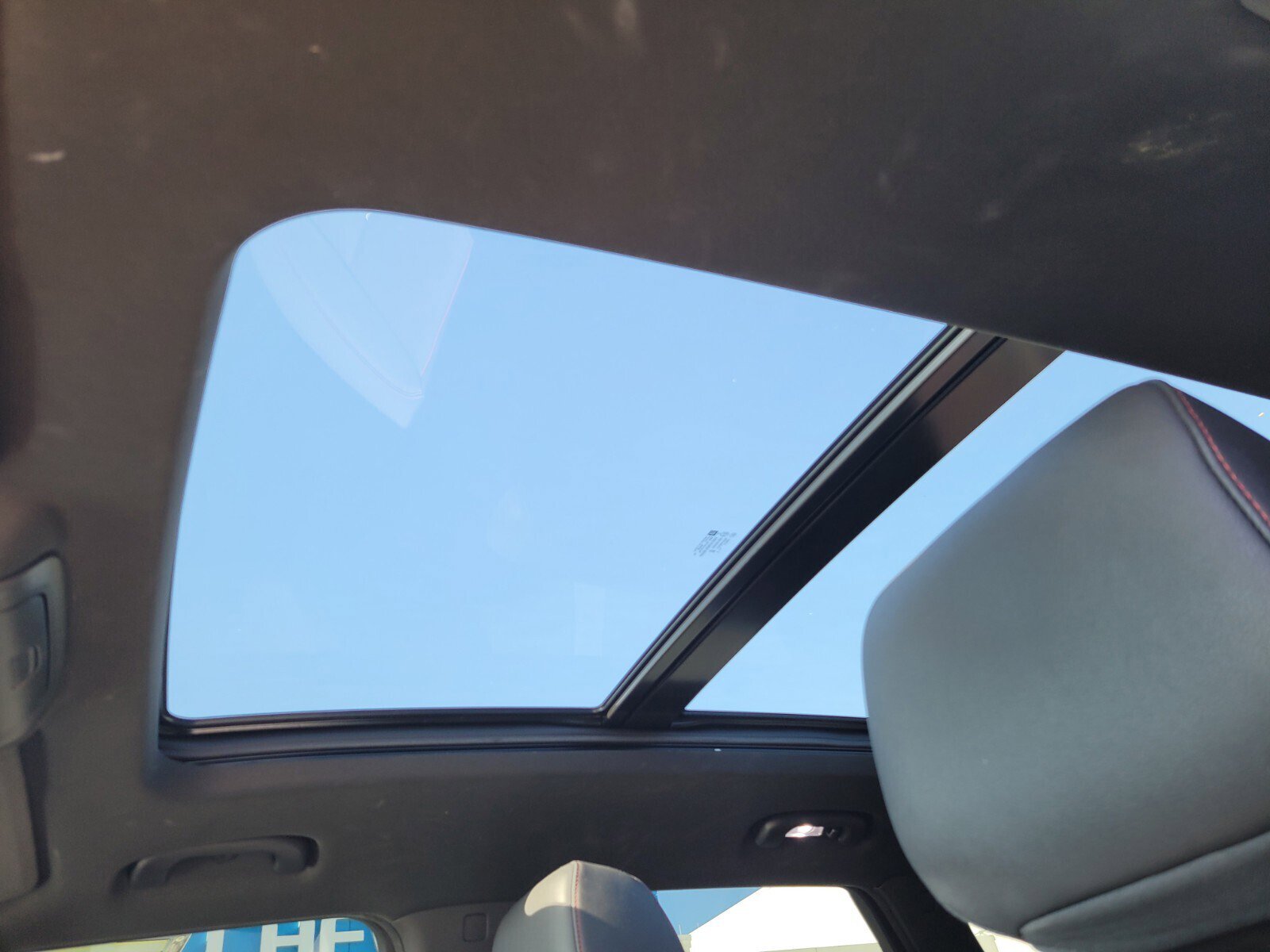 Certified 2023 Chevrolet Blazer RS w/ Driver Confidence II Package image 35