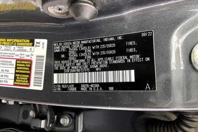 Used 2022 Toyota Highlander Platinum FWD image 35
