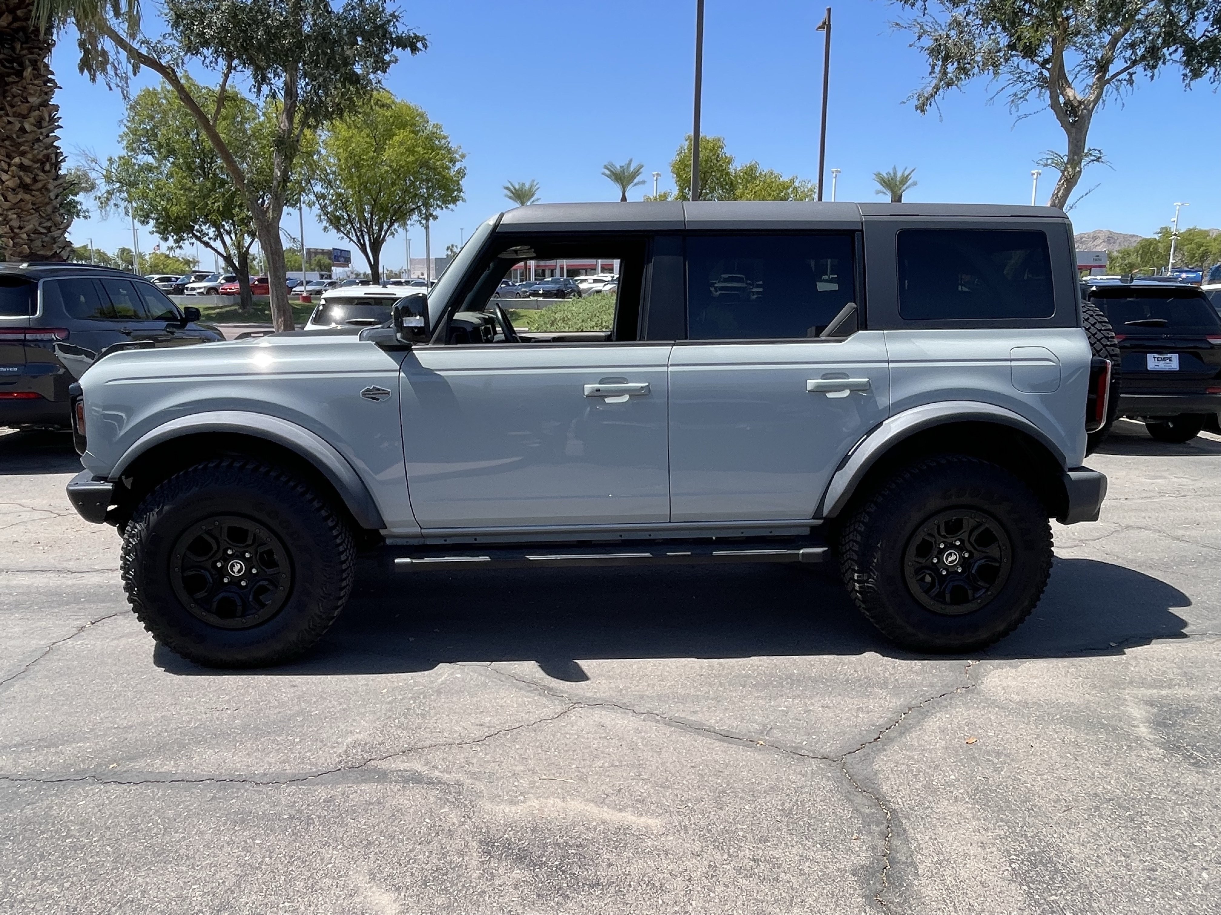 Used 2021 Ford Bronco Wildtrak AWD/4WD image 3