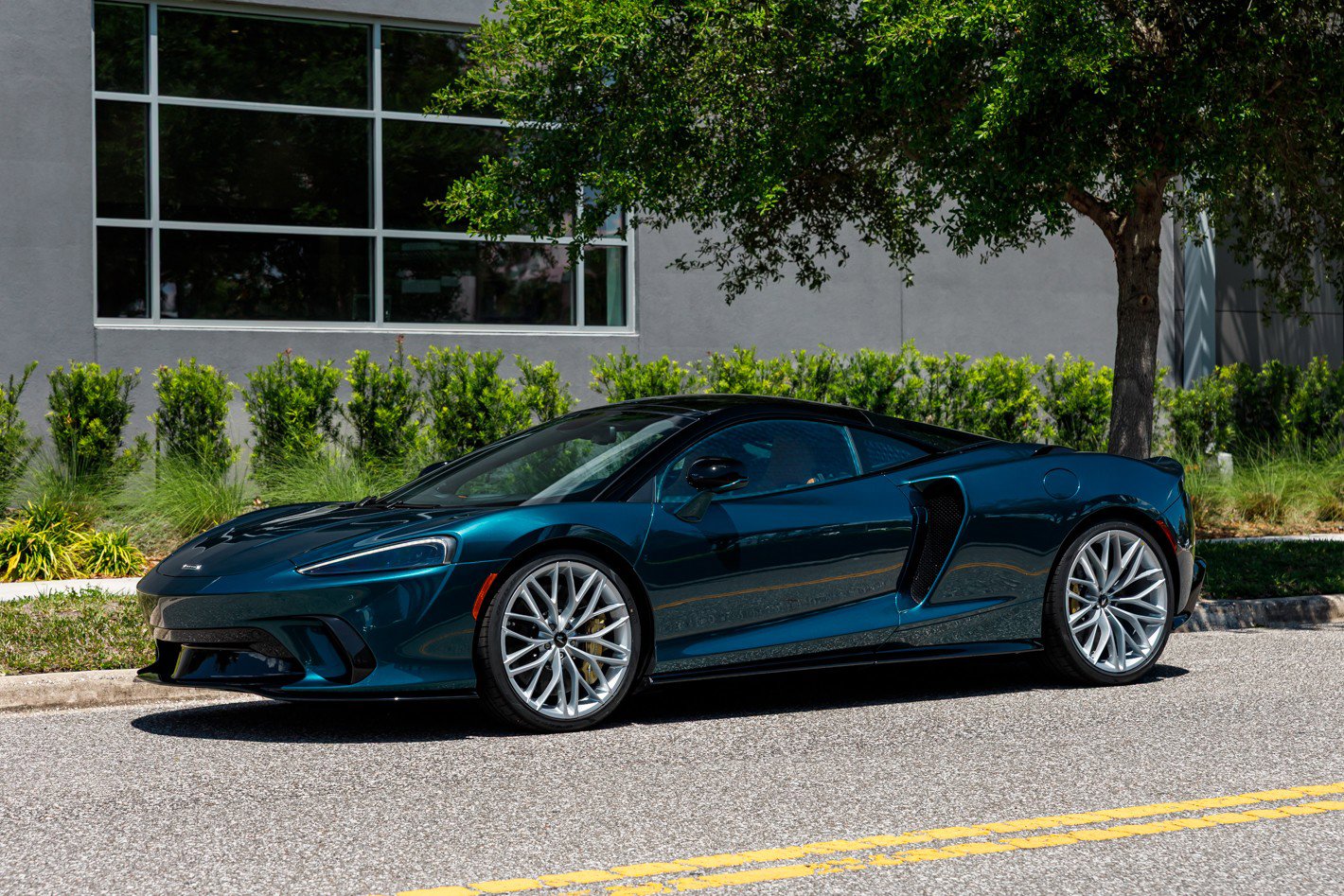 New 2026 McLaren GTS RWD image 26