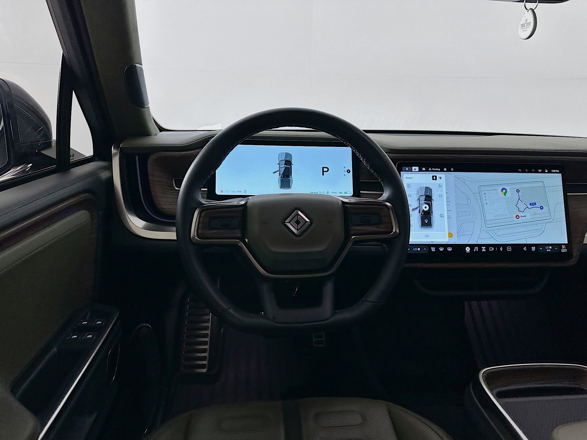 Used 2023 Rivian R1T Adventure AWD/4WD image 24