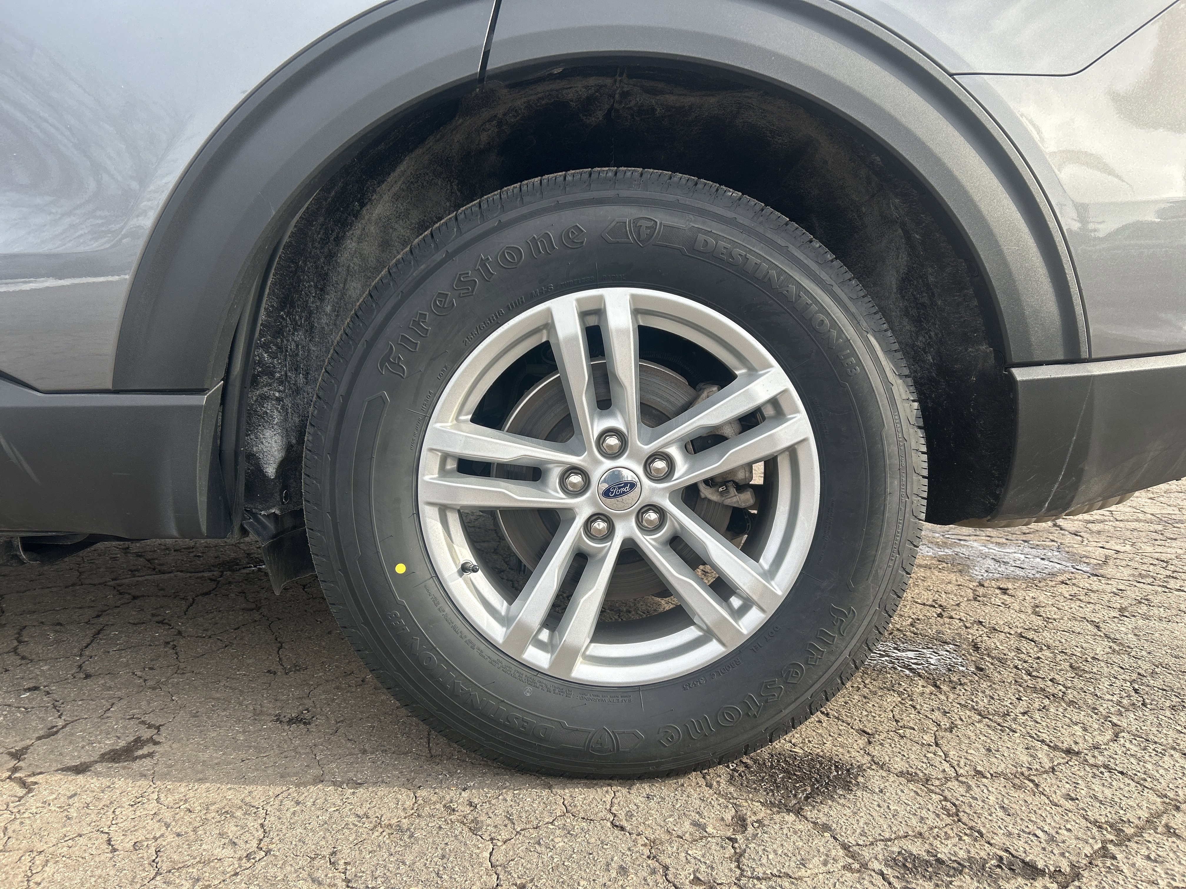 Certified 2022 Ford Explorer XLT w/ Equipment Group 202A image 25