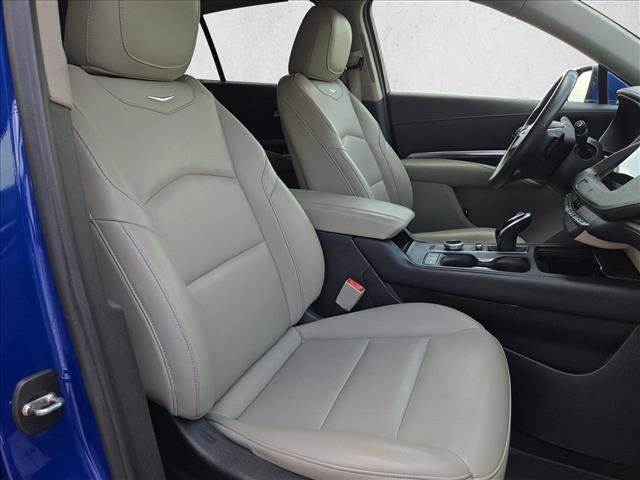 Used 2021 Cadillac XT4 Luxury FWD image 17