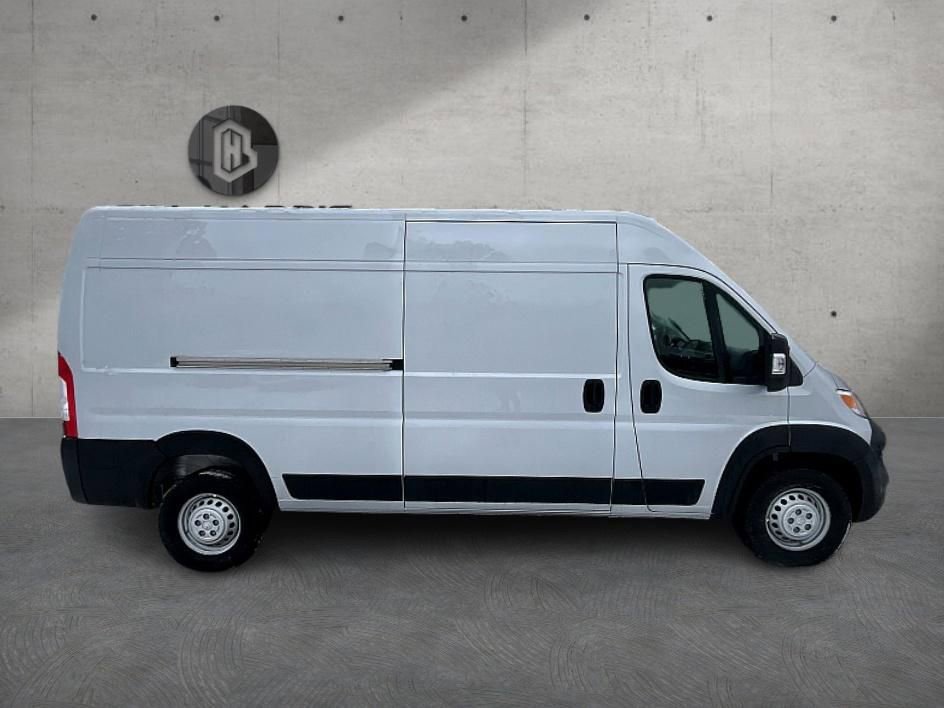 New 2026 RAM ProMaster 2500 w/ Convenience Group FWD image 4