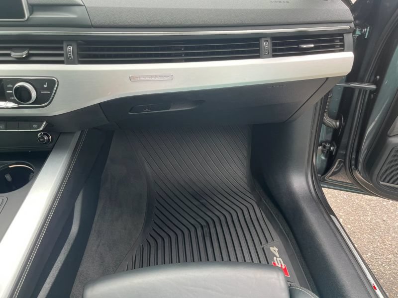 Used 2018 Audi S4 Premium Plus w/ Navigation Package AWD/4WD image 27