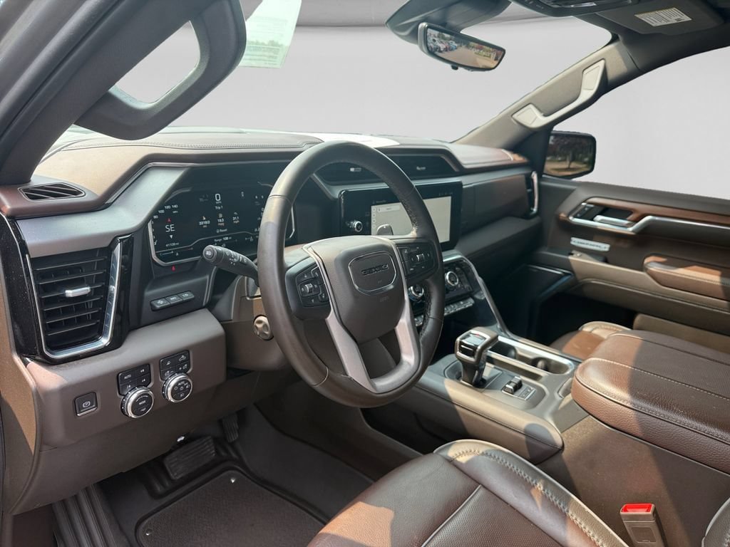 Used 2023 GMC Sierra 1500 Denali w/ Denali Reserve Package AWD/4WD image 9