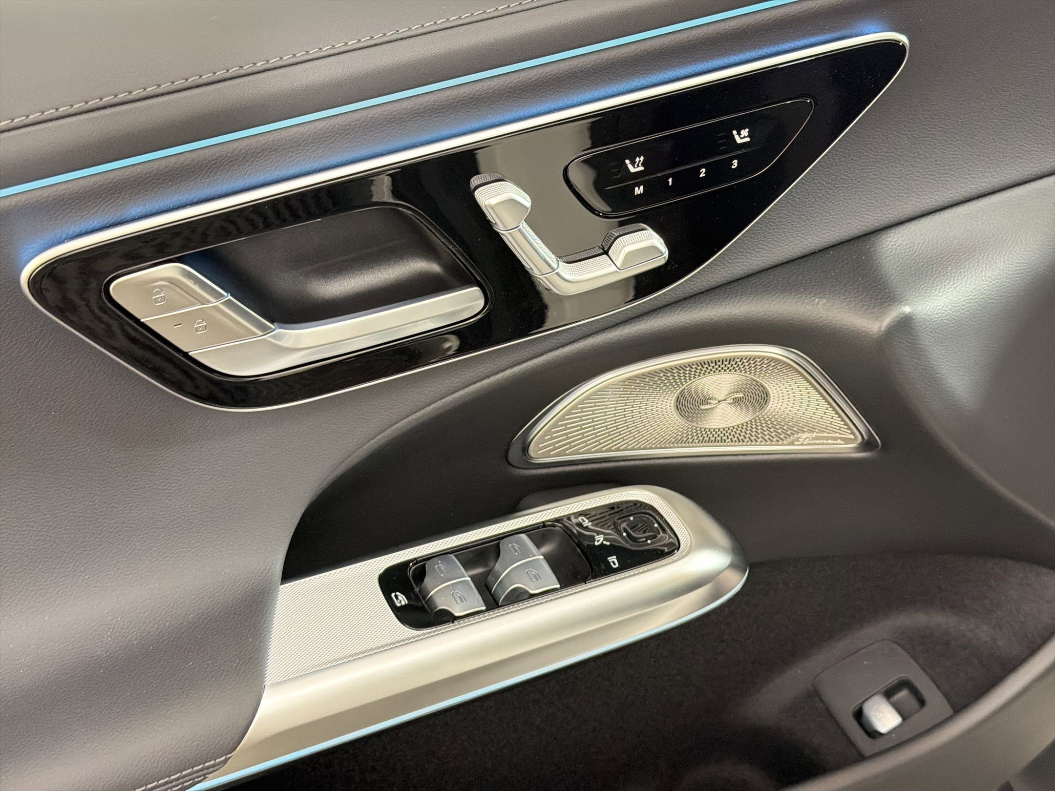 New 2026 Mercedes-Benz E 450 4MATIC All-Terrain Wagon image 21