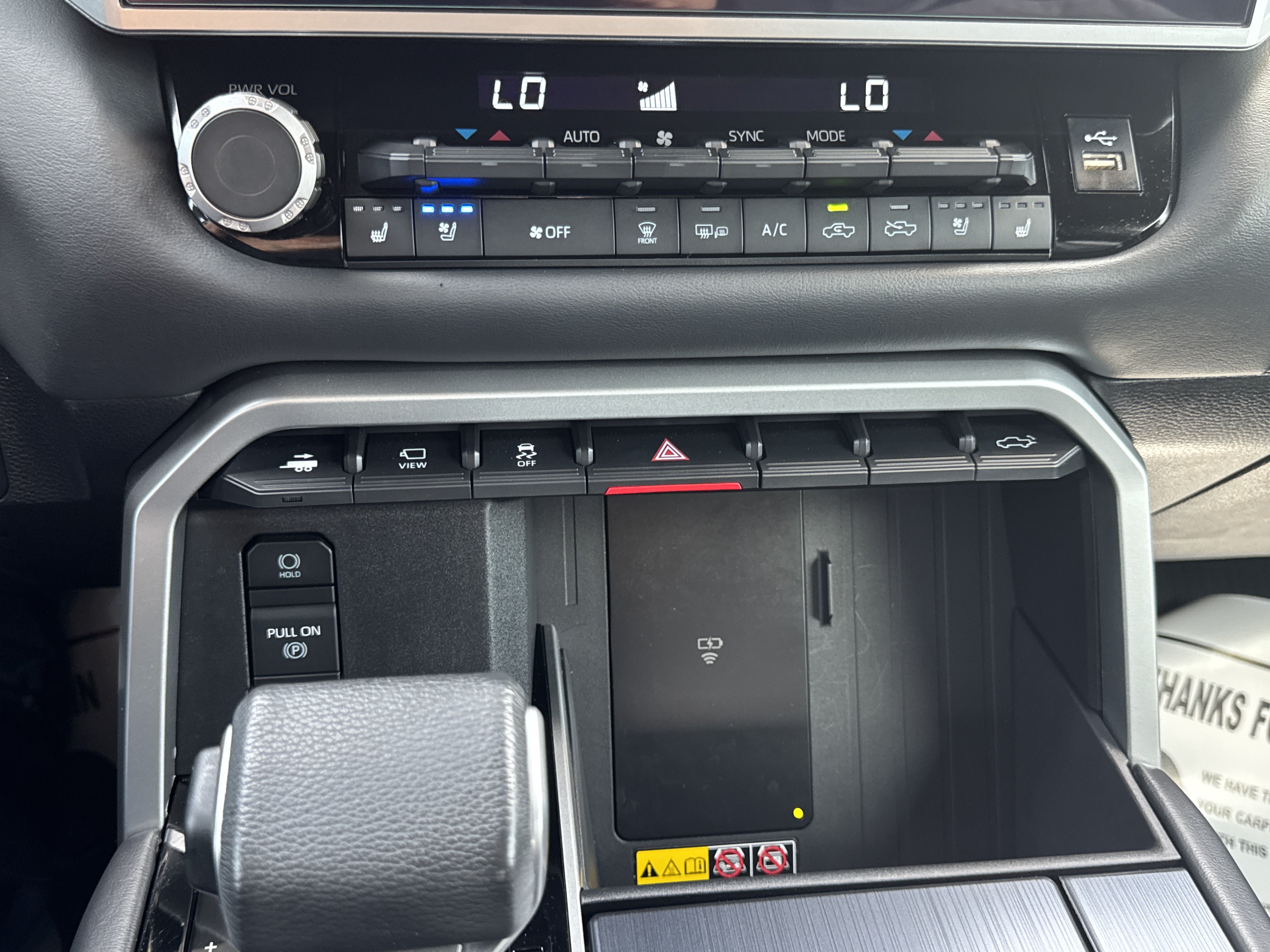 Used 2025 Toyota Tundra Platinum AWD/4WD image 27