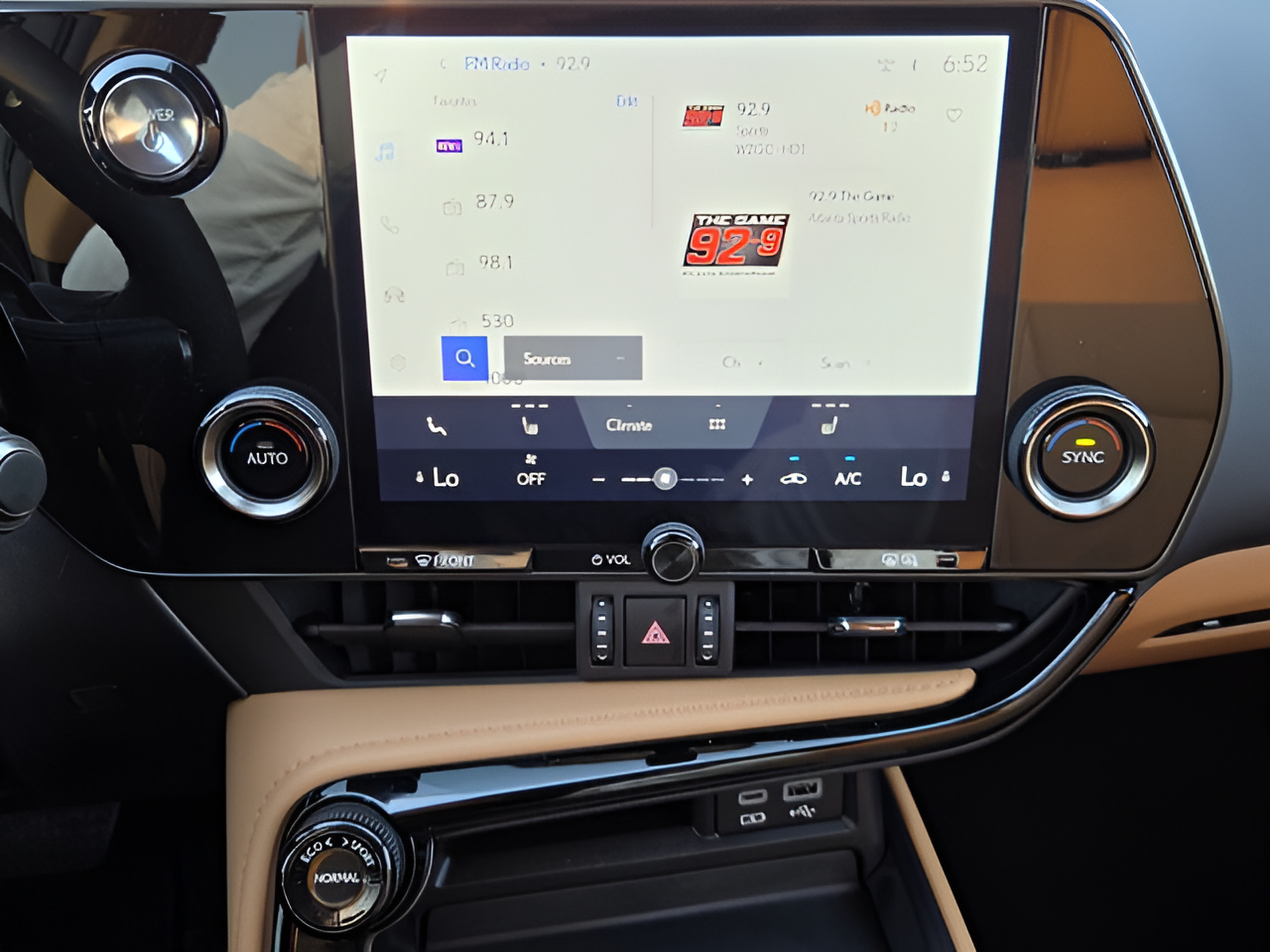 Used 2024 Lexus NX 350h AWD image 17