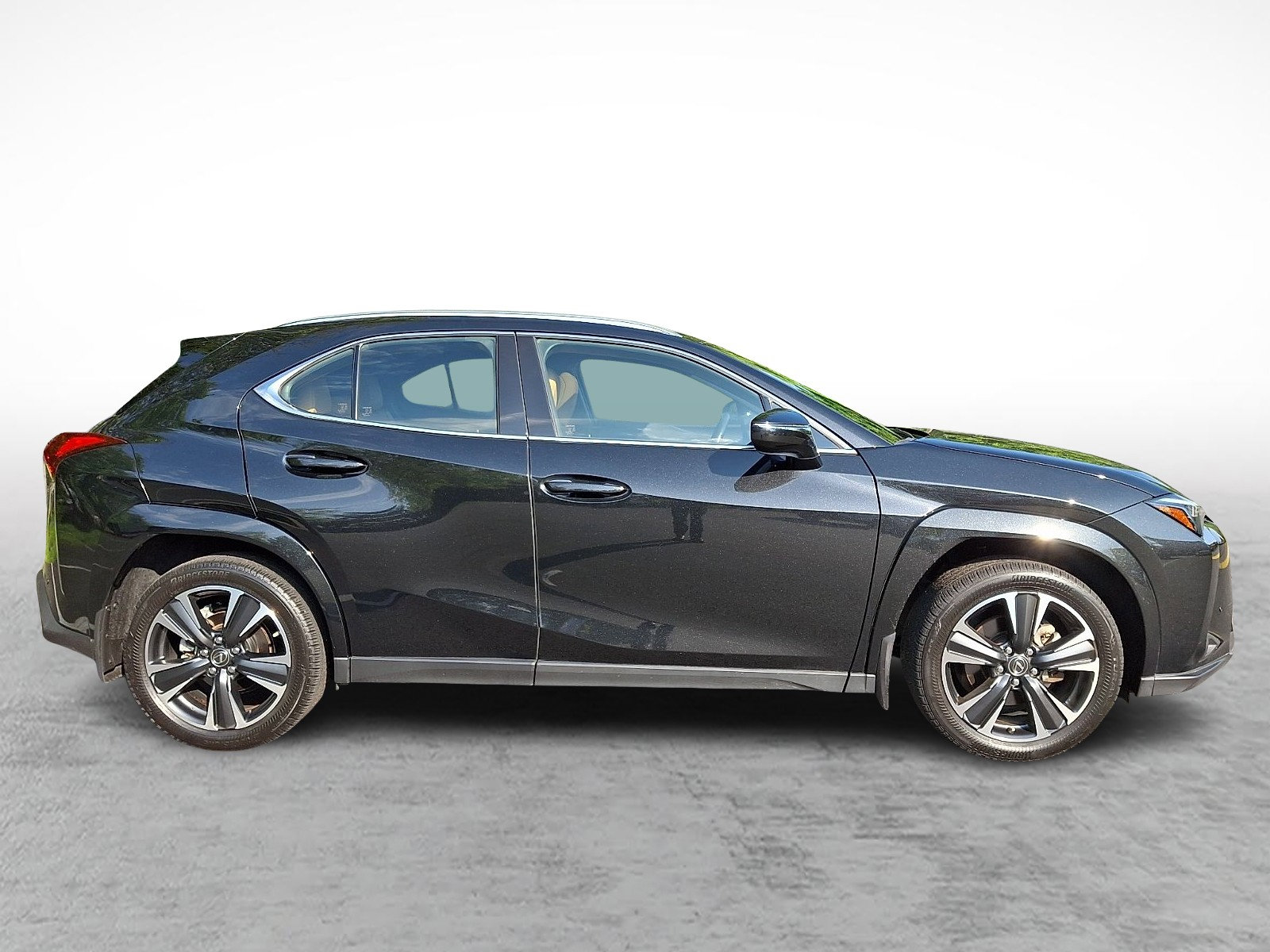 Certified 2023 Lexus UX 250h AWD w/ Premium Package image 7