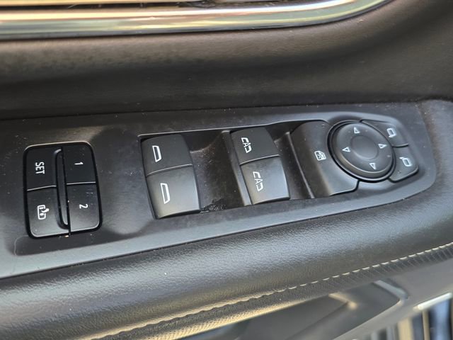 Used 2024 GMC Yukon SLT image 25