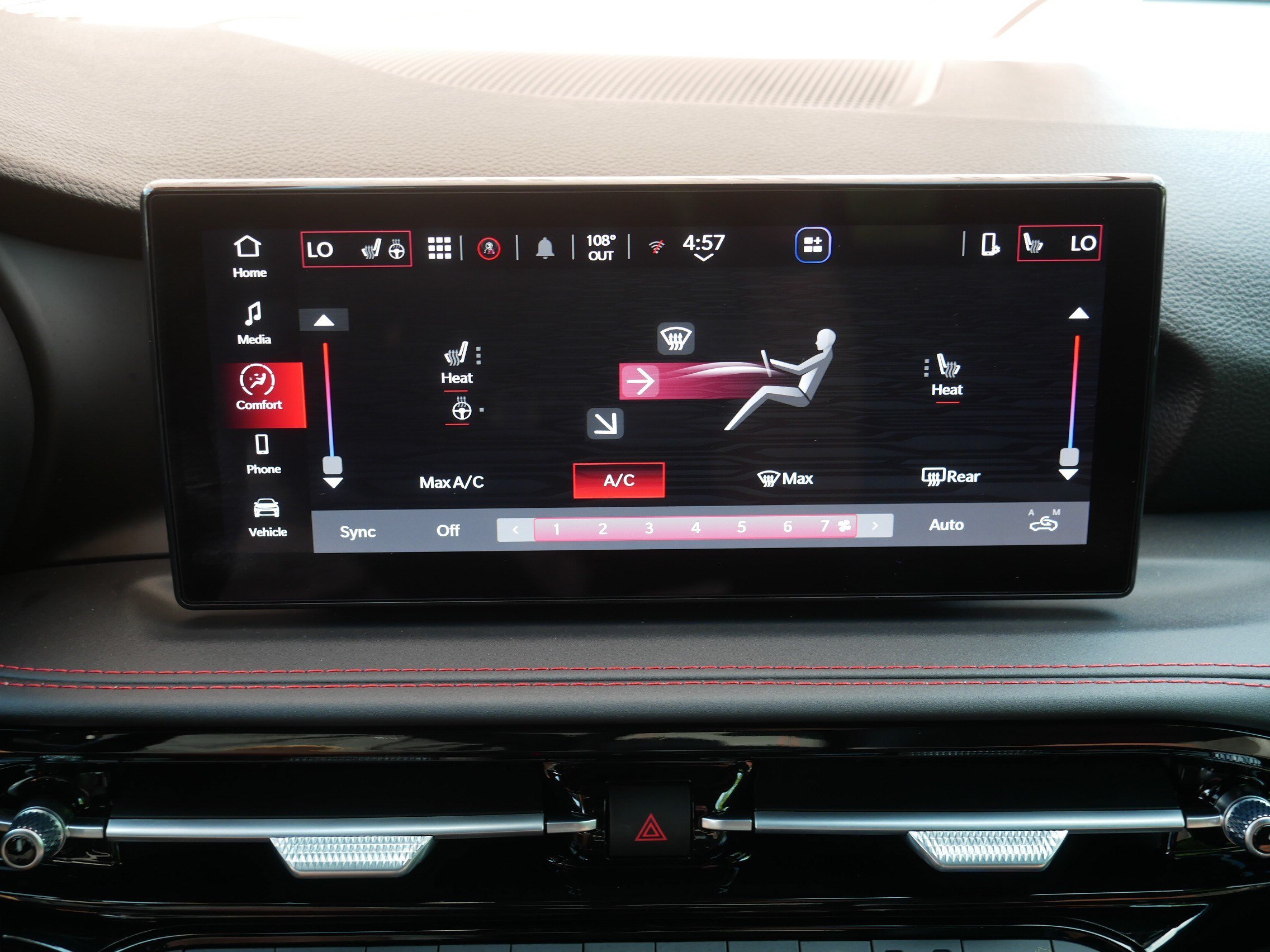 Used 2024 Dodge Hornet GT AWD/4WD image 31
