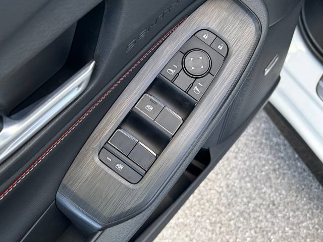 New 2026 Nissan Sentra SR w/ SR Premium Package FWD image 13