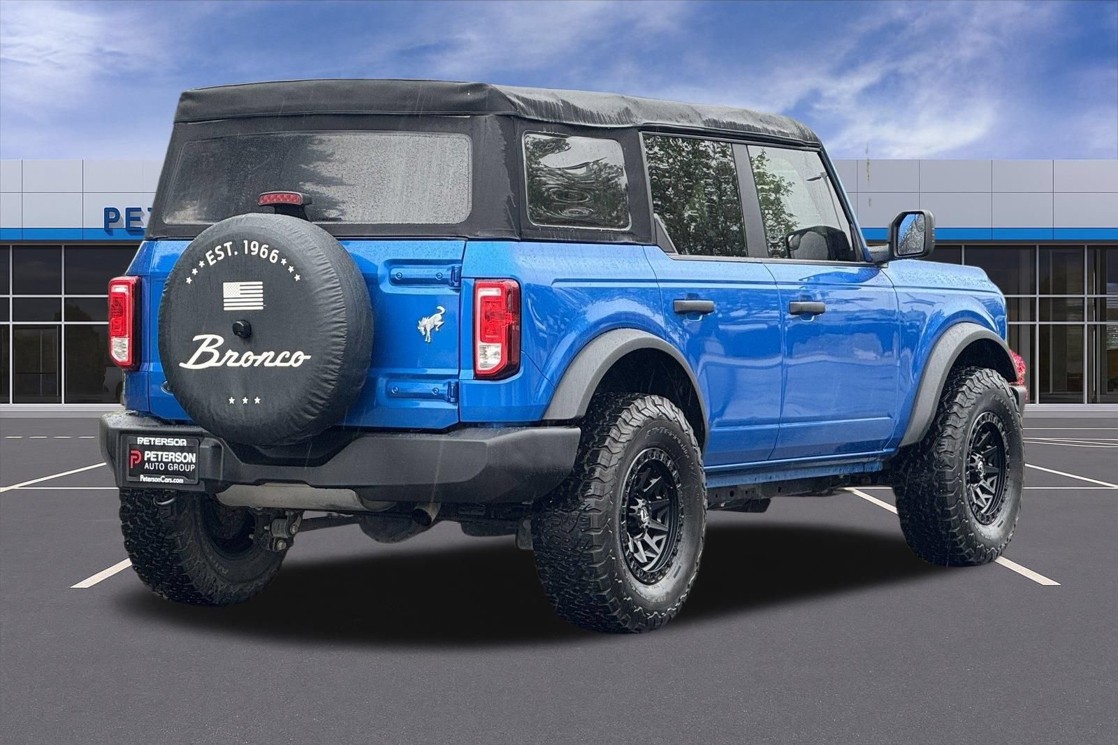 Used 2023 Ford Bronco 4-Door AWD/4WD image 4