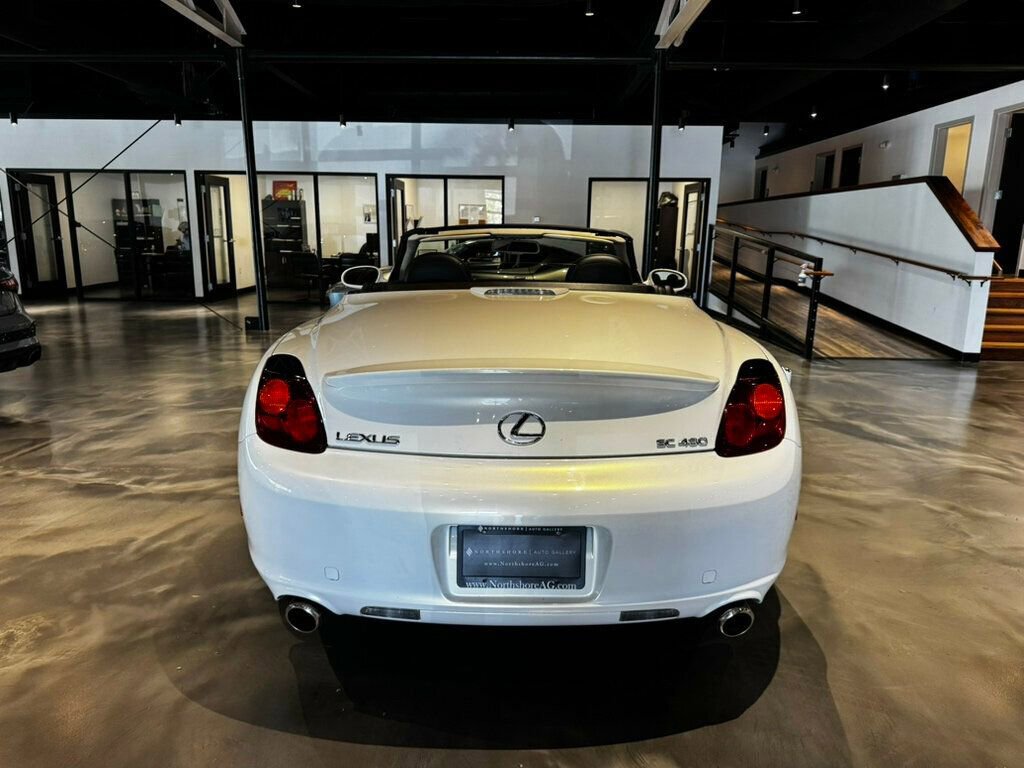 Used 2005 Lexus SC 430 Convertible image 4