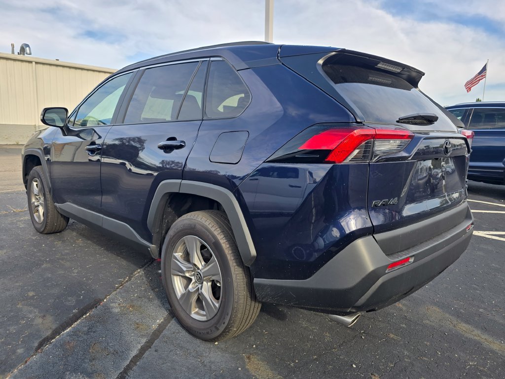Certified 2025 Toyota RAV4 XLE w/ Convenience Package AWD/4WD image 6