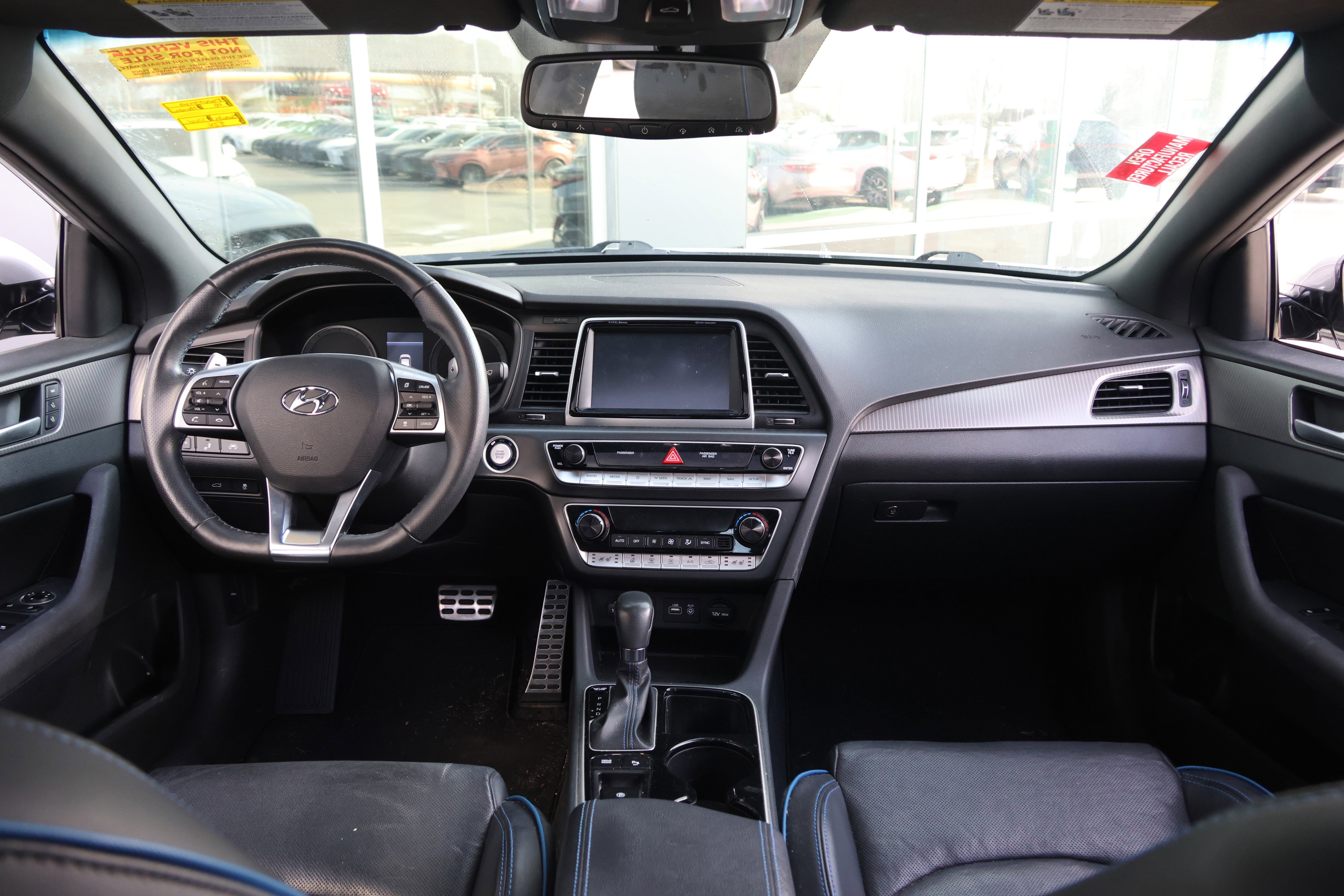 Used 2018 Hyundai Sonata Limited image 17