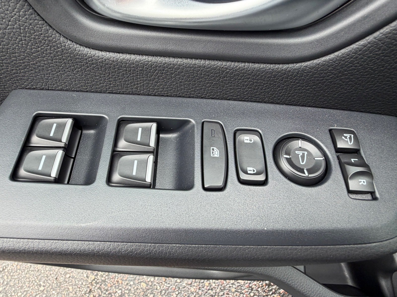 New 2026 Honda Pilot TrailSport image 17