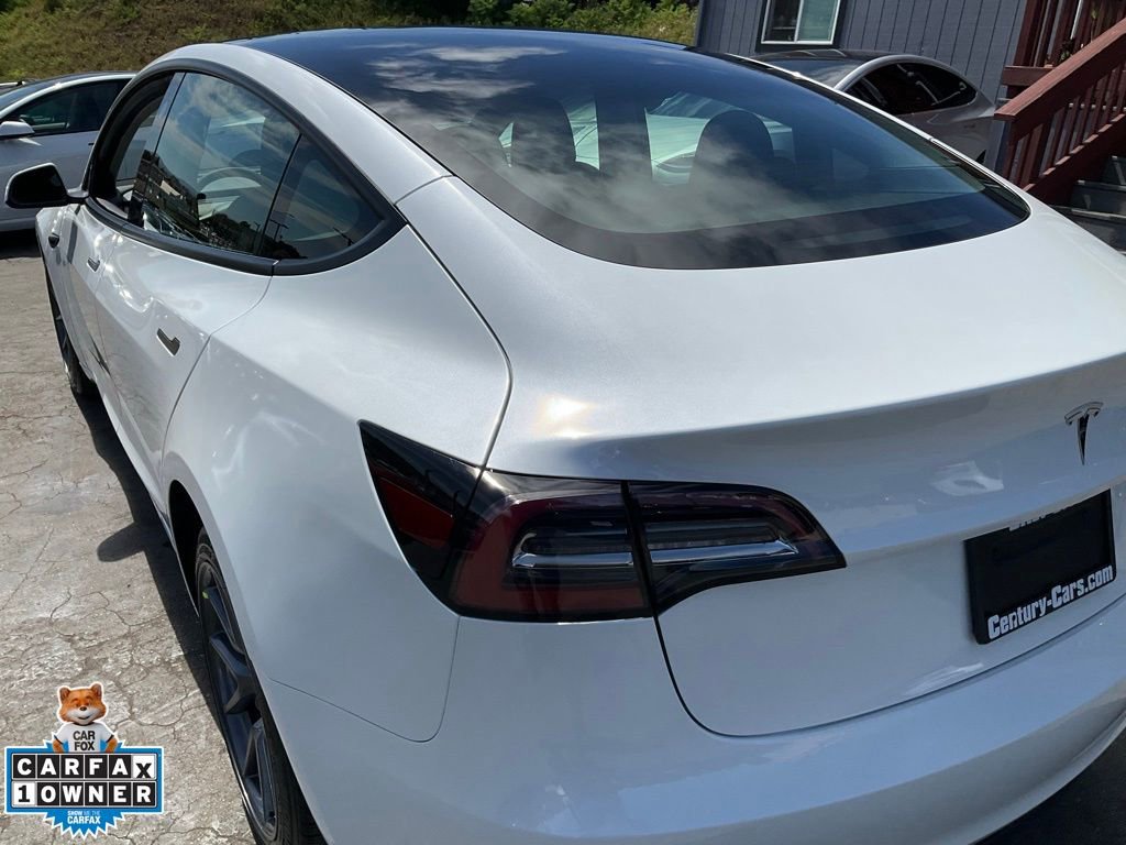 Used 2023 Tesla Model 3 Standard Range image 90