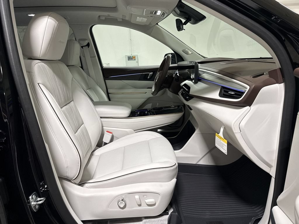 New 2026 Buick Enclave Avenir w/ Super Cruise Package AWD/4WD image 23