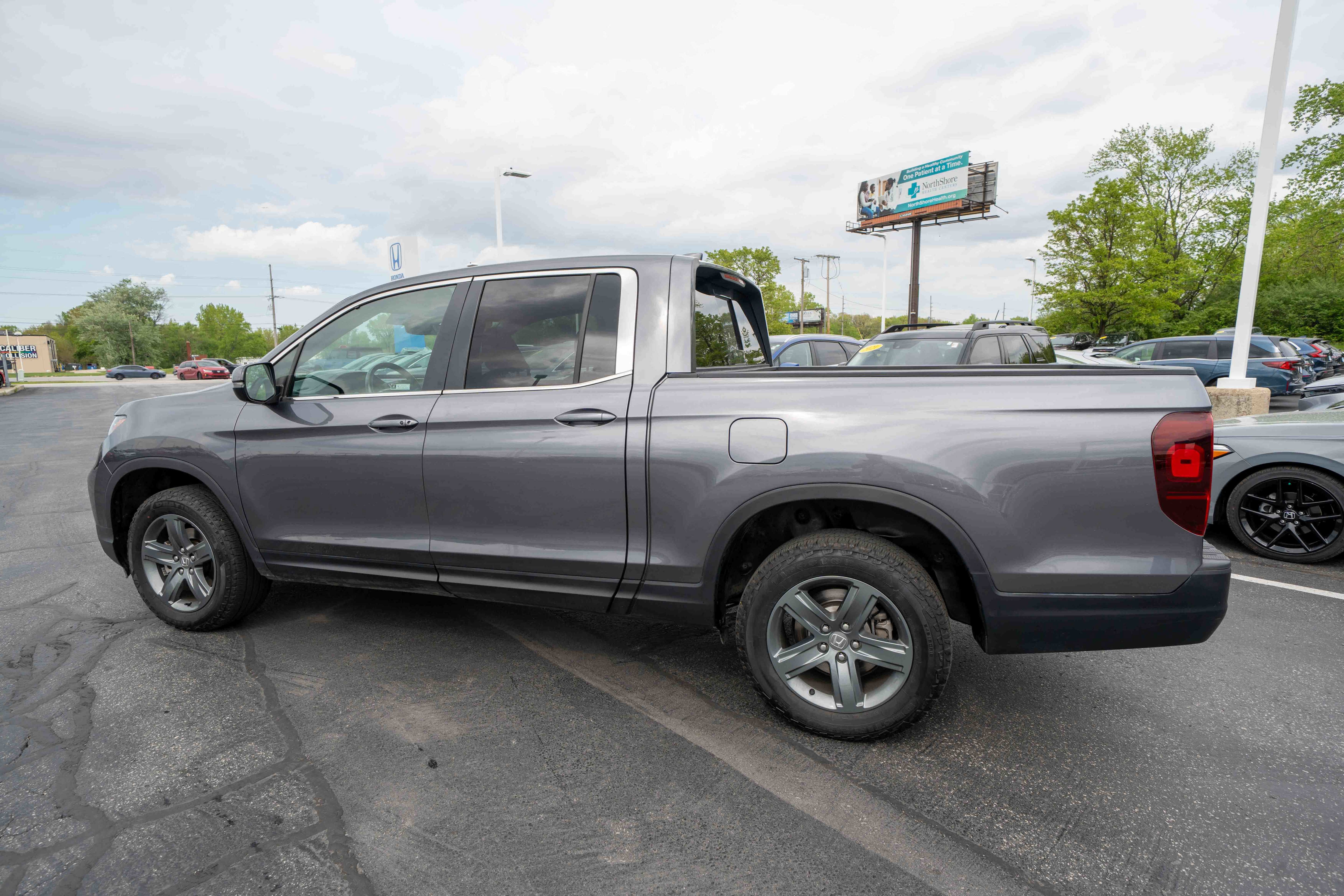 Certified 2023 Honda Ridgeline RTL image 4