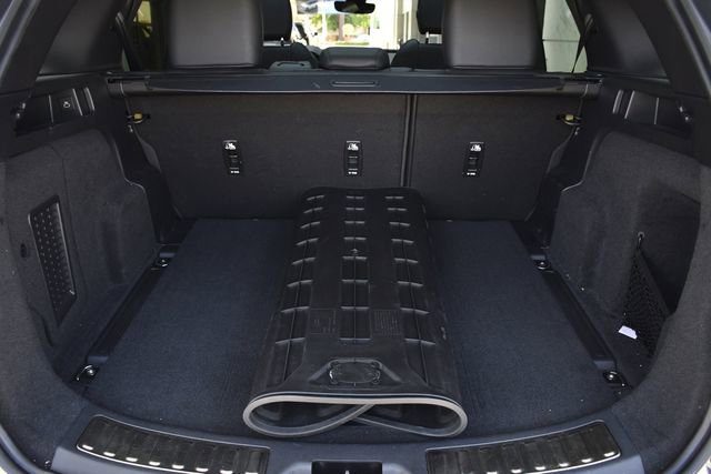 Used 2023 Land Rover Discovery Sport SE R-Dynamic AWD/4WD image 29
