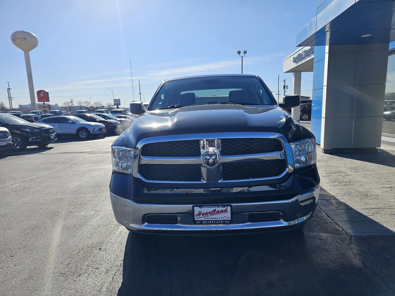 Used 2021 RAM 1500 Classic SLT image 8