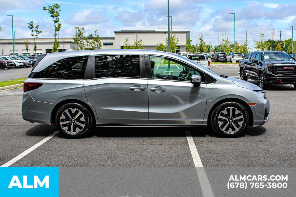 Used 2025 Honda Odyssey EX-L image 8
