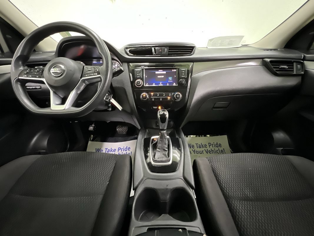 Used 2020 Nissan Rogue Sport S w/ Appearance Package FWD image 17