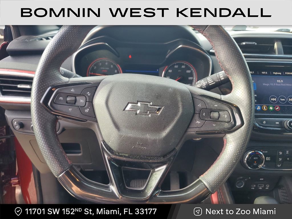 Used 2022 Chevrolet TrailBlazer RS w/ Sun and Liftgate Package image 29