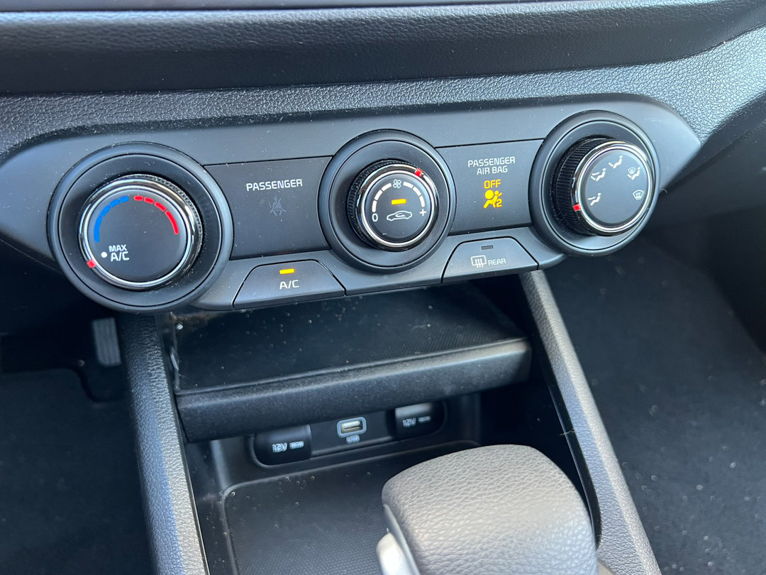 Used 2023 Kia Forte LXS w/ LXS Technology Package image 18