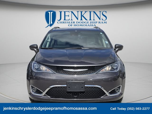 Used 2020 Chrysler Pacifica Touring-L Plus FWD image 12