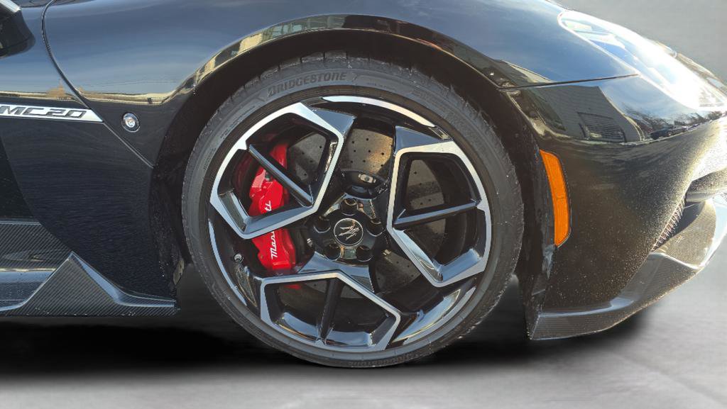 Used 2022 Maserati MC20 Coupe image 13