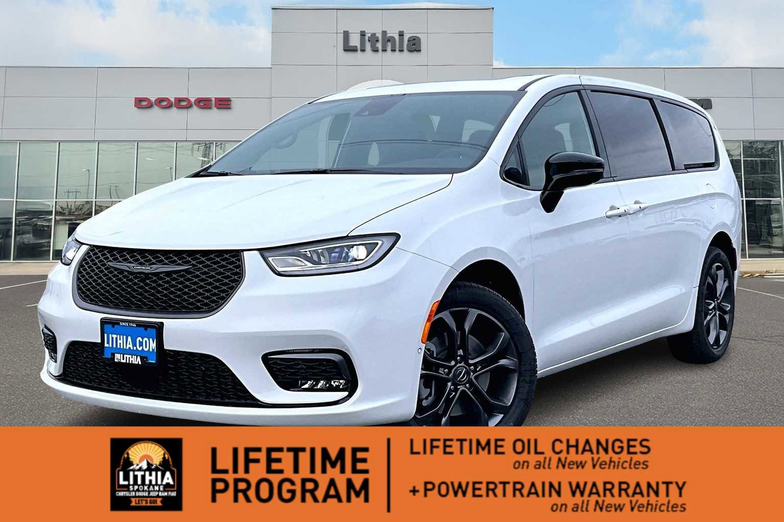 New 2026 Chrysler Pacifica Select