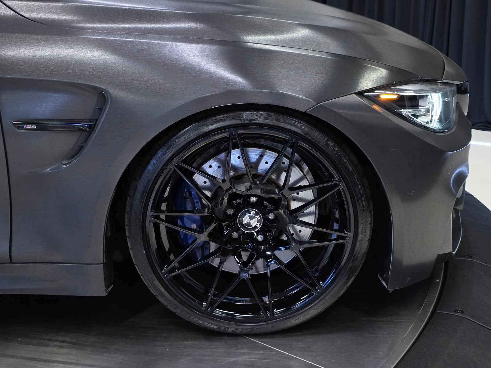 Used 2019 BMW M4 Coupe w/ Competition Package RWD image 45
