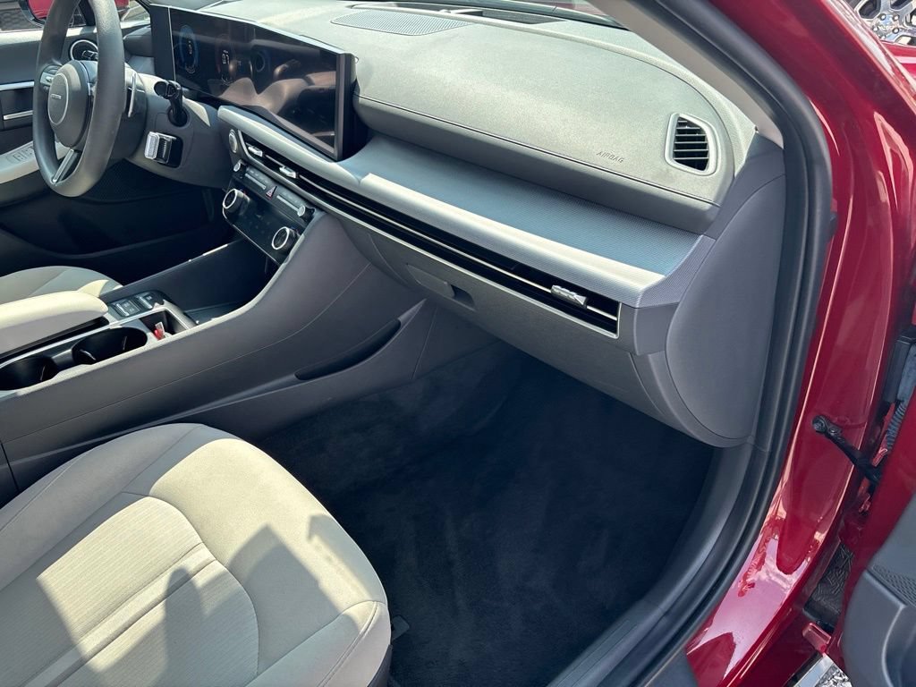 Used 2025 Hyundai Sonata SEL FWD image 53