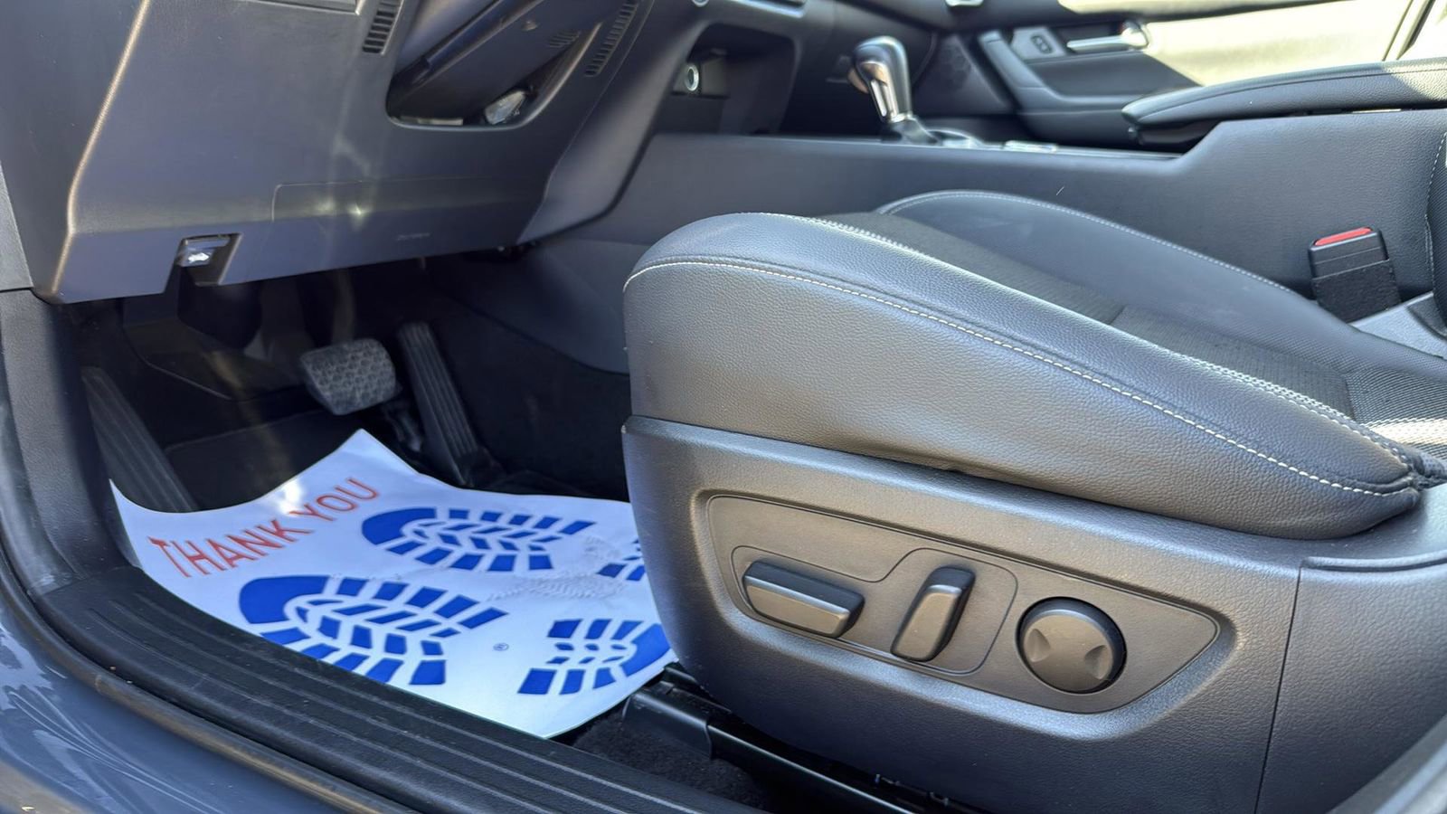 Used 2024 MAZDA CX-50 AWD 2.5 S w/ Premium Package image 11