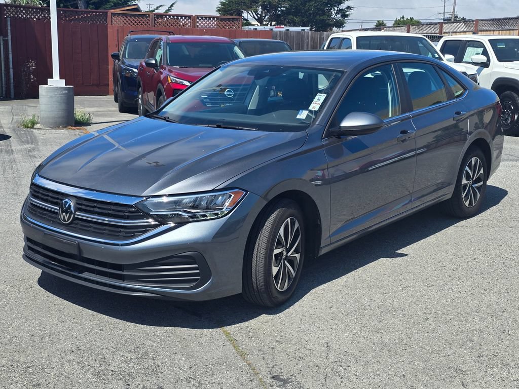 Used 2024 Volkswagen Jetta S FWD image 2