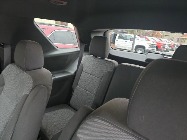 Used 2023 Chevrolet Traverse LT image 37